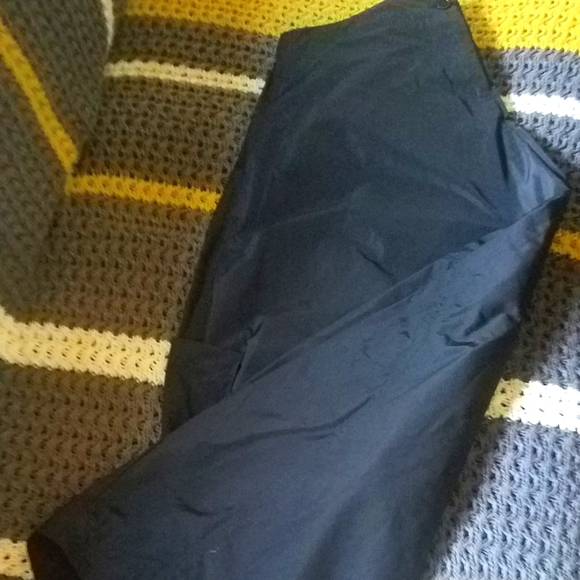 Barrel Leg Cargo Pants... - Picture 5 of 8